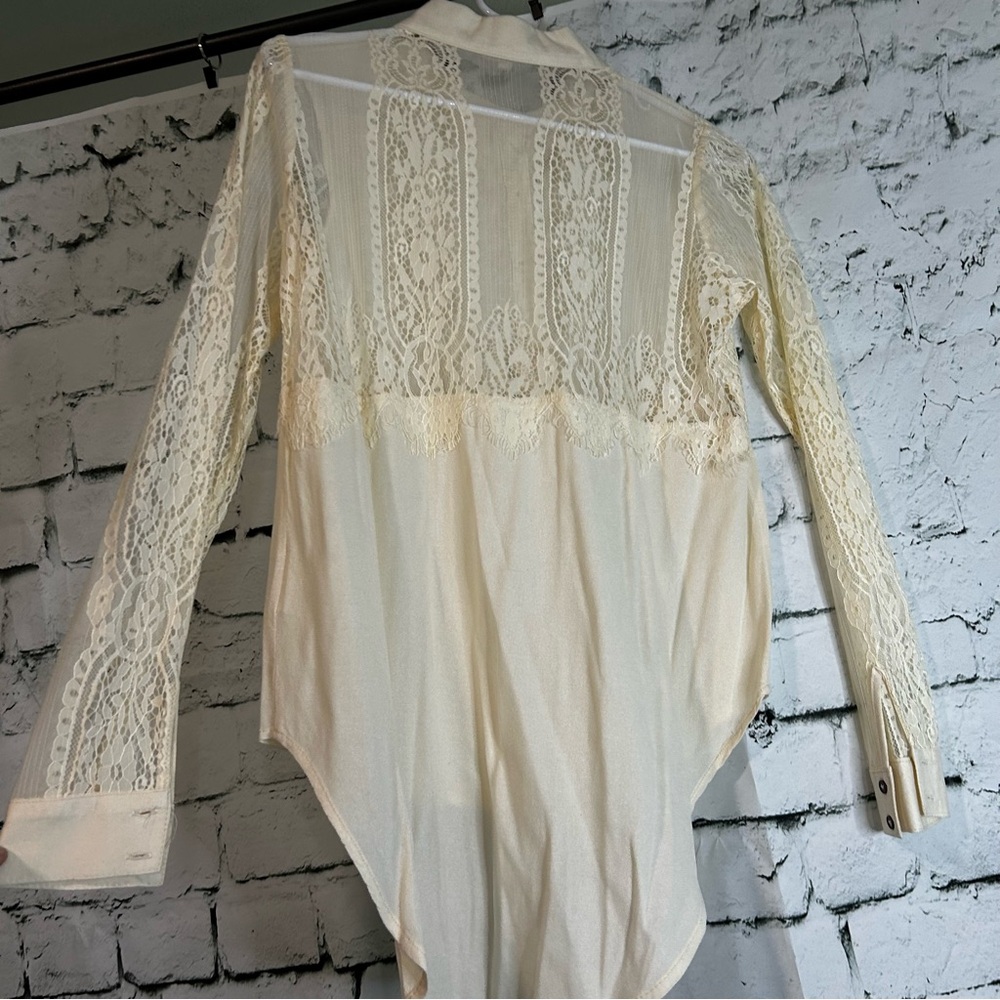 Coco + Jaimeson Button Down Long Sleeve Top - image 7